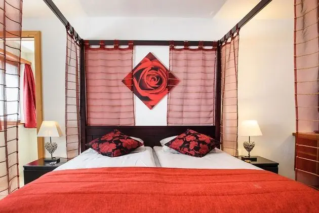 Standard Tek Büyük veya İki Ayrı Yataklı Oda, Özel Banyo