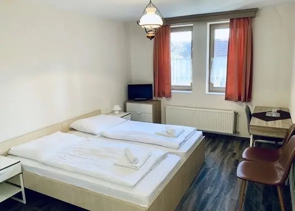 Standard Tek Büyük veya İki Ayrı Yataklı Oda