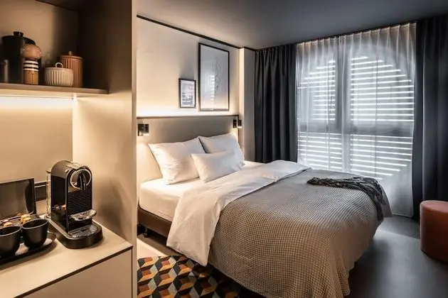 REVO Room