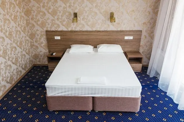 Standard Tek Büyük Yataklı Oda, 1 Çift Kişilik veya 2 Tek Kişilik Yatak, Balkon, Nehir Manzaralı