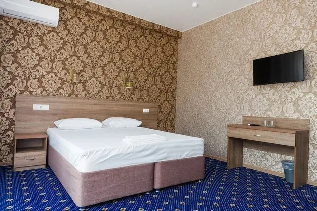 Standard Tek Büyük Yataklı Oda, 1 Çift Kişilik veya 2 Tek Kişilik Yatak, Balkon, Nehir Manzaralı