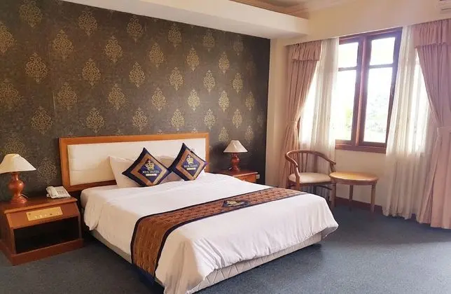 Superior Tek Büyük Yataklı Oda, Şehir Manzaralı