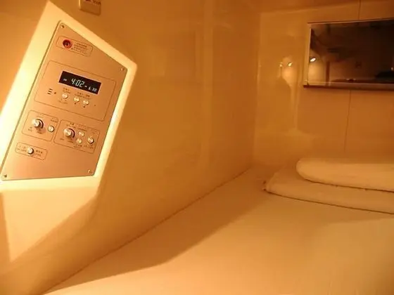 Standard Oda, Sadece erkekler için (Two Capsule Room)