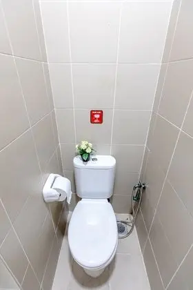 Oda, Ortak Banyo (C)