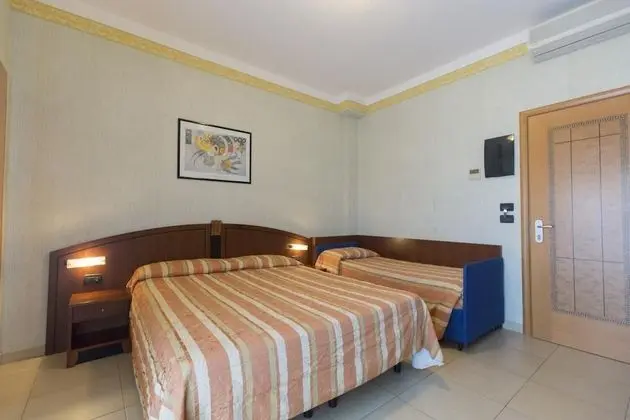 Tek Büyük Yataklı Oda, Şehir Manzaralı