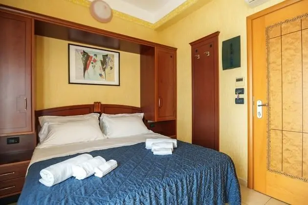 Tek Büyük Yataklı Oda, Şehir Manzaralı