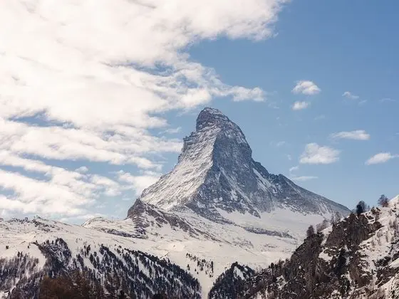 Tek Büyük Yataklı Oda, Balkon, Dağ Manzaralı (Matterhorn View)