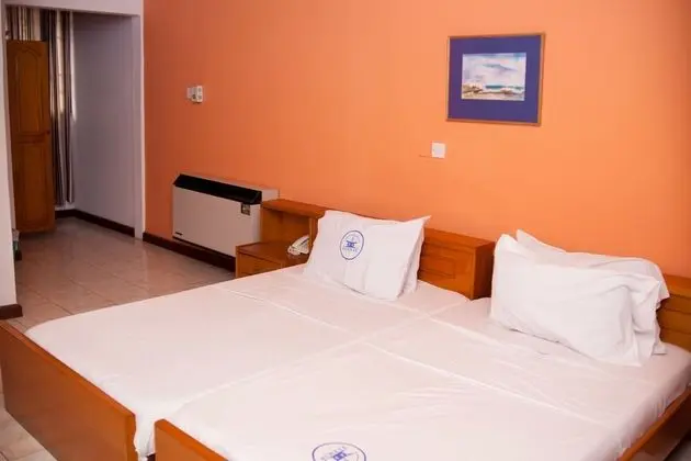 Exclusive Tek Büyük veya İki Ayrı Yataklı Oda, Teras, Bahçe Manzaralı