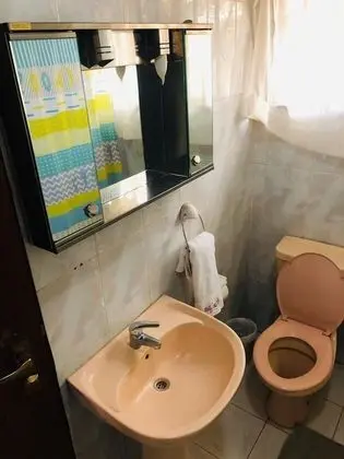 Exclusive Tek Büyük veya İki Ayrı Yataklı Oda, Teras, Bahçe Manzaralı