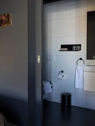 One Bedroom Apartment (3 adults)