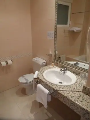 Standard Tek Büyük veya İki Ayrı Yataklı Oda