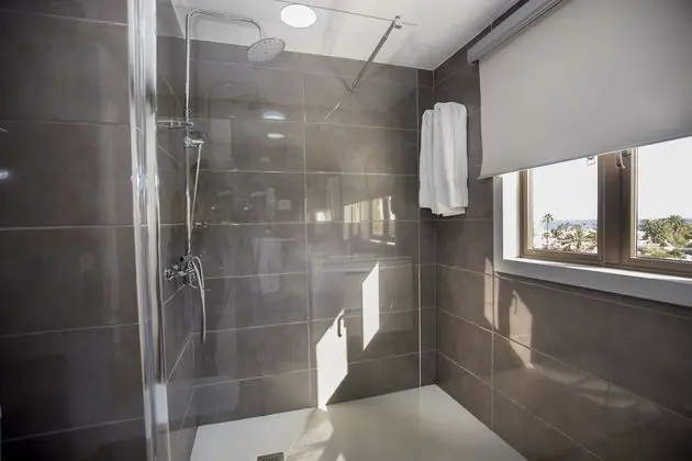 Superior Tek Büyük Yataklı Oda