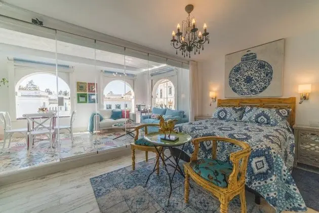 Romantic Oda, Şehir Manzaralı