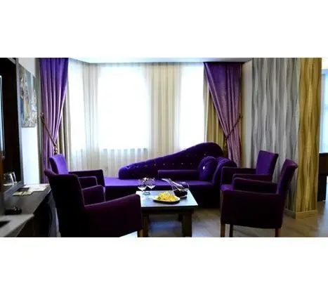 Suite, Şehir Manzaralı