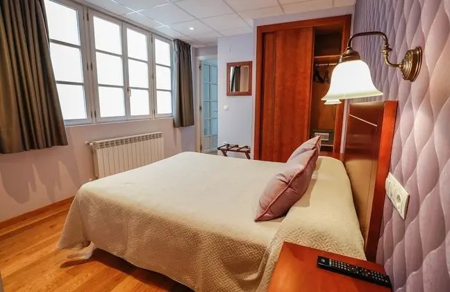 Classic Tek Büyük veya İki Ayrı Yataklı Oda