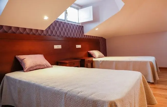 Classic Tek Büyük veya İki Ayrı Yataklı Oda