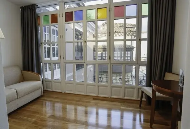 Classic Tek Büyük veya İki Ayrı Yataklı Oda