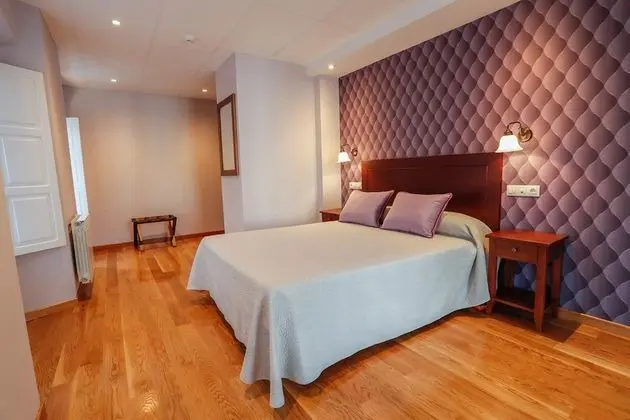 Premium Tek Büyük veya İki Ayrı Yataklı Oda