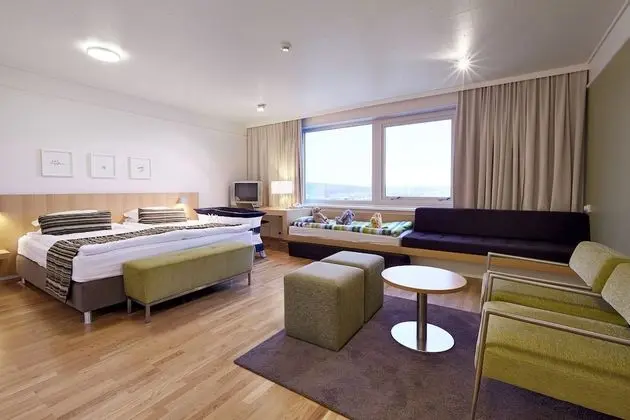Deluxe Double Room with Spa Access