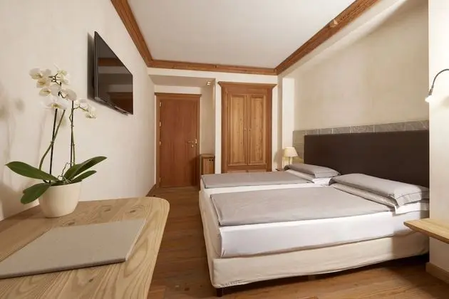 Standard Tek Büyük veya İki Ayrı Yataklı Oda, Balkon