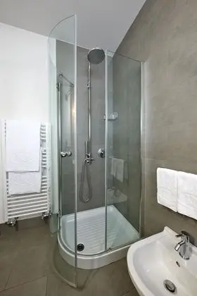 Standard Tek Büyük veya İki Ayrı Yataklı Oda, Balkon