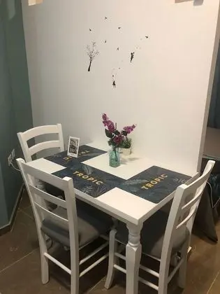 Odada yemek servisi