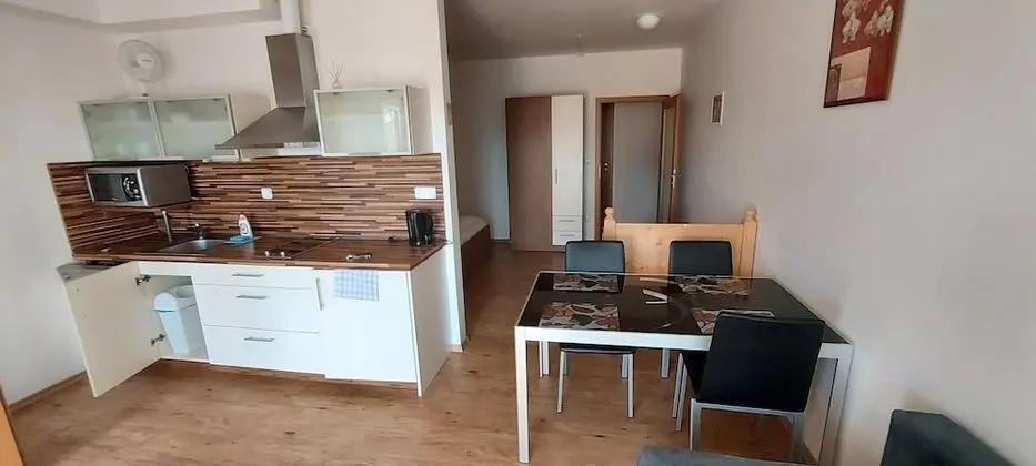 Classic Apart Daire, Göl Manzaralı