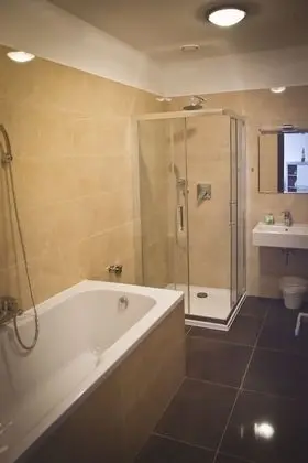 Apart Daire, 2 Yatak Odası, Balkon