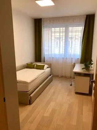 Family Apart Daire, 2 Yatak Odası, Küçük Mutfak (+ Living Room)