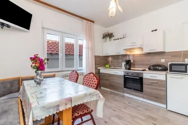 Apart Daire (Rezikica - green oasis - A2(9))