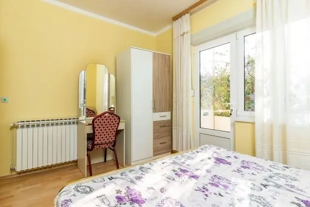 Apart Daire (Rezikica - green oasis - A2(9))