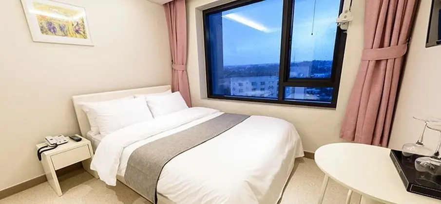 Haevichi Ocean View (Double or Twin bed assigned on-site)