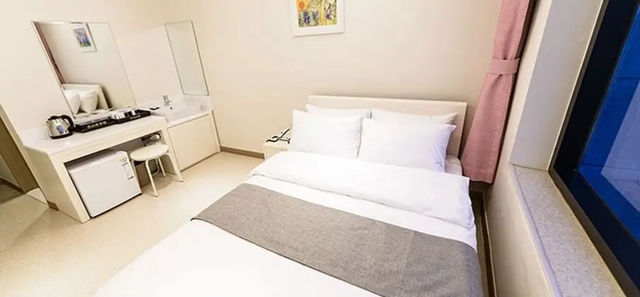 Haevichi Ocean View (Double or Twin bed assigned on-site)