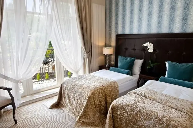 İki Ayrı Yataklı Oda, Bahçe Manzaralı