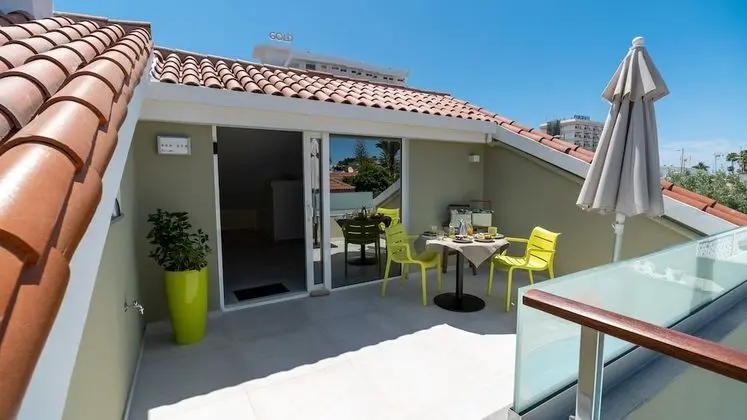 Apart Daire (senior suite terraza privada)