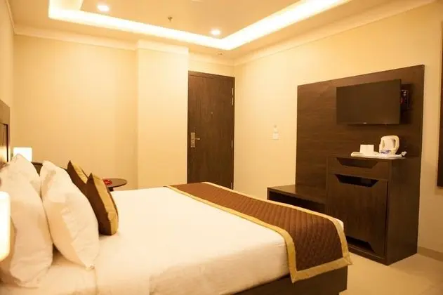 Deluxe Oda, 1 Çift Kişilik Yatak, Sigara İçilebilir, Şehir Manzaralı
