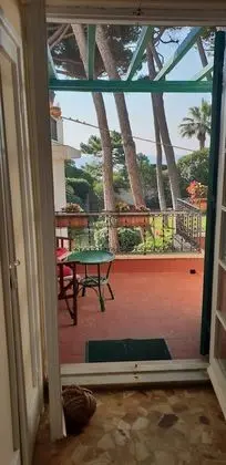 Tek Büyük Yataklı Oda, Bahçeli (Garden)