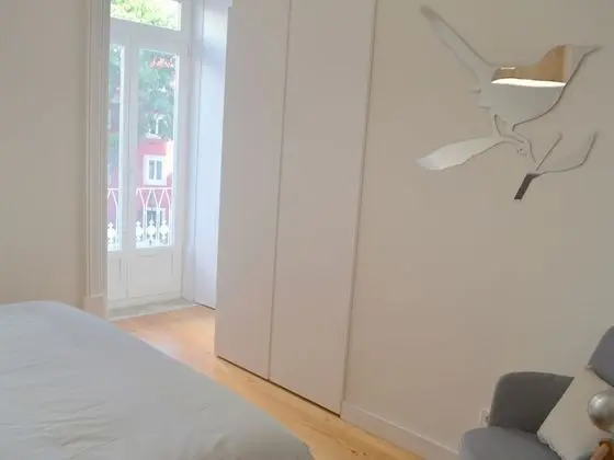 Apart Daire, 2 Yatak Odası, Balkon, Havuz Manzaralı