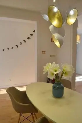 Apart Daire, 2 Yatak Odası, Balkon, Havuz Manzaralı