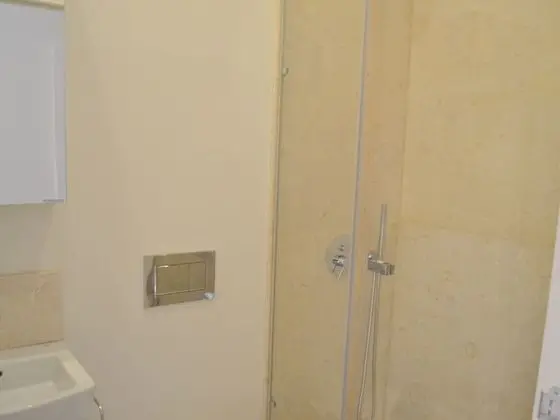 Apart Daire, 2 Yatak Odası, Balkon, Havuz Manzaralı