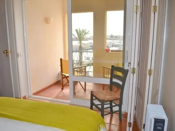 Apart Daire, 2 Yatak Odası, Teras, Marina Manzaralı