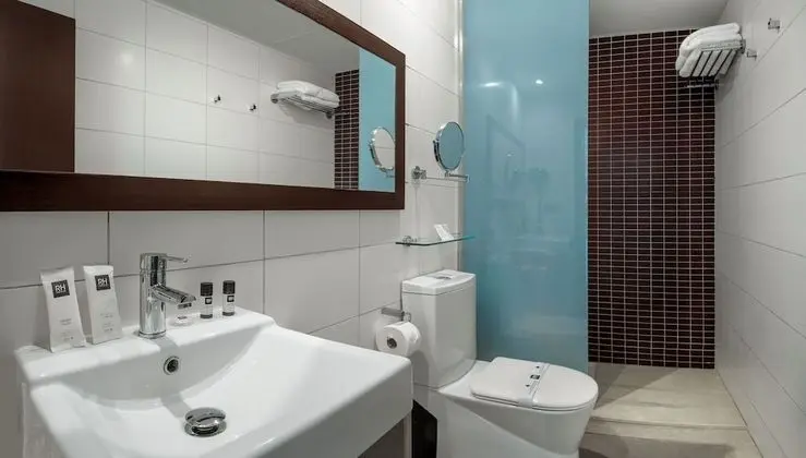 Standard Tek Büyük Yataklı Oda, Teras (2 Adults)