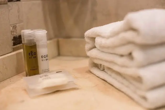 Deluxe Üç Kişilik Oda, Göl Manzaralı