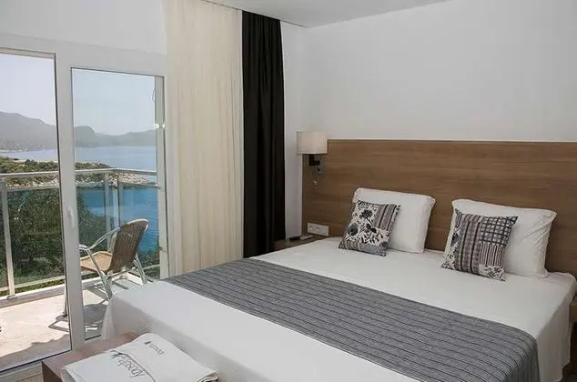 Deluxe Oda, Kısmi Deniz Manzaralı