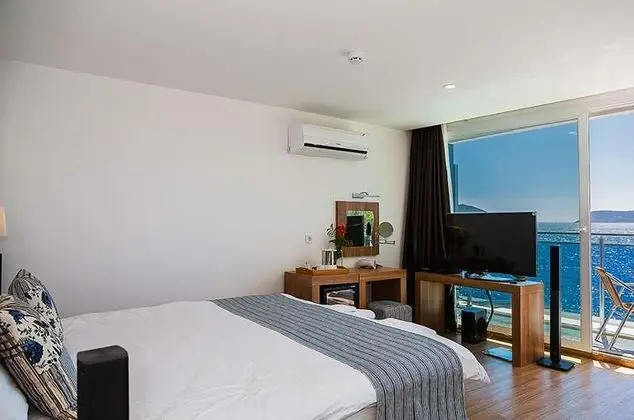Deluxe Oda, Kısmi Deniz Manzaralı