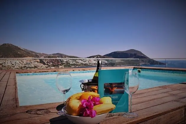 Honeymoon Süit, Kişiye Özel Havuzlu, Deniz Manzaralı