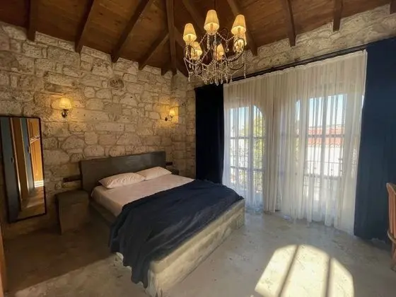 Küvetli King Deluxe Havuz Veya Bahçe Manzaralı