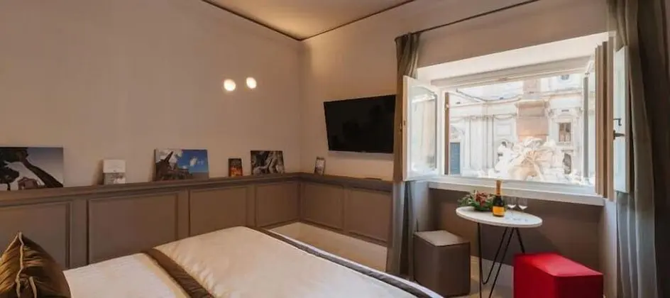 Deluxe Üç Kişilik Oda