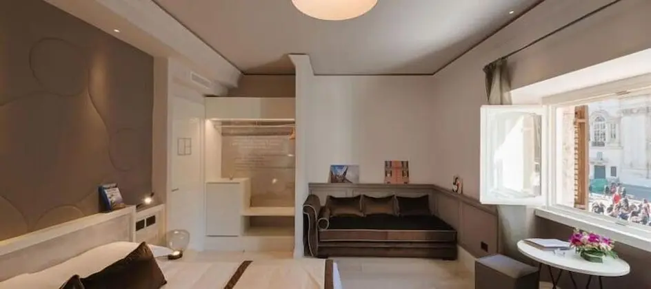 Deluxe Üç Kişilik Oda, Şömine