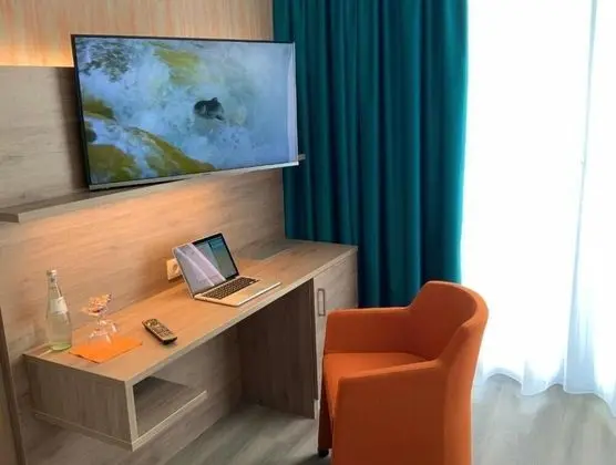 Premium Tek Büyük Yataklı Oda, Nehir Manzaralı